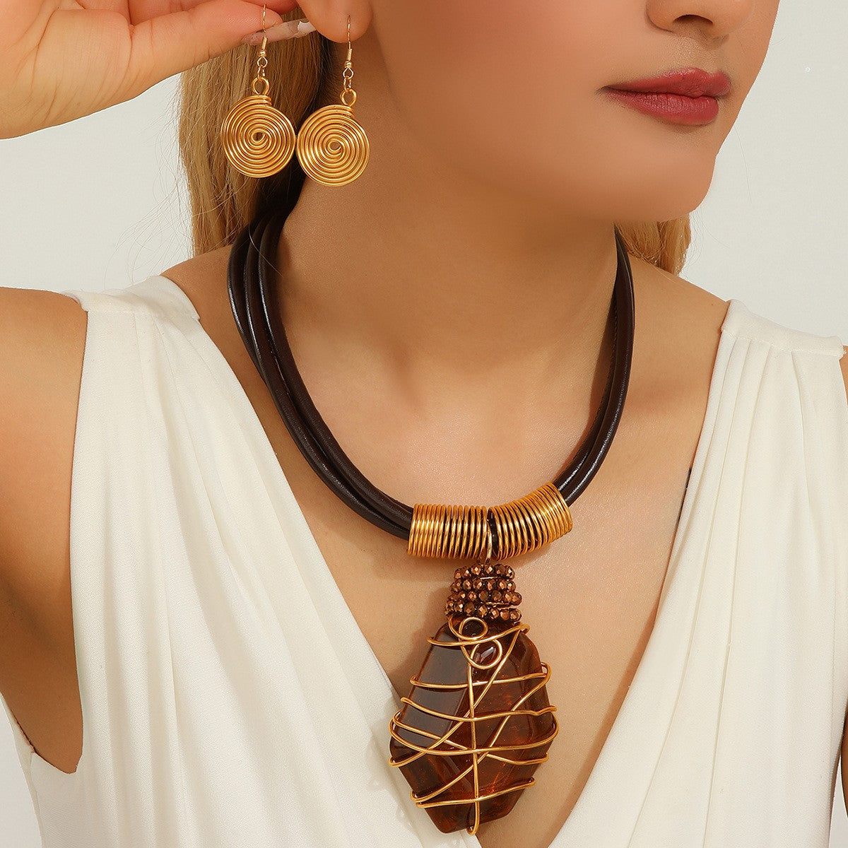Orange Wire-Wrapped Pendant Necklace Set