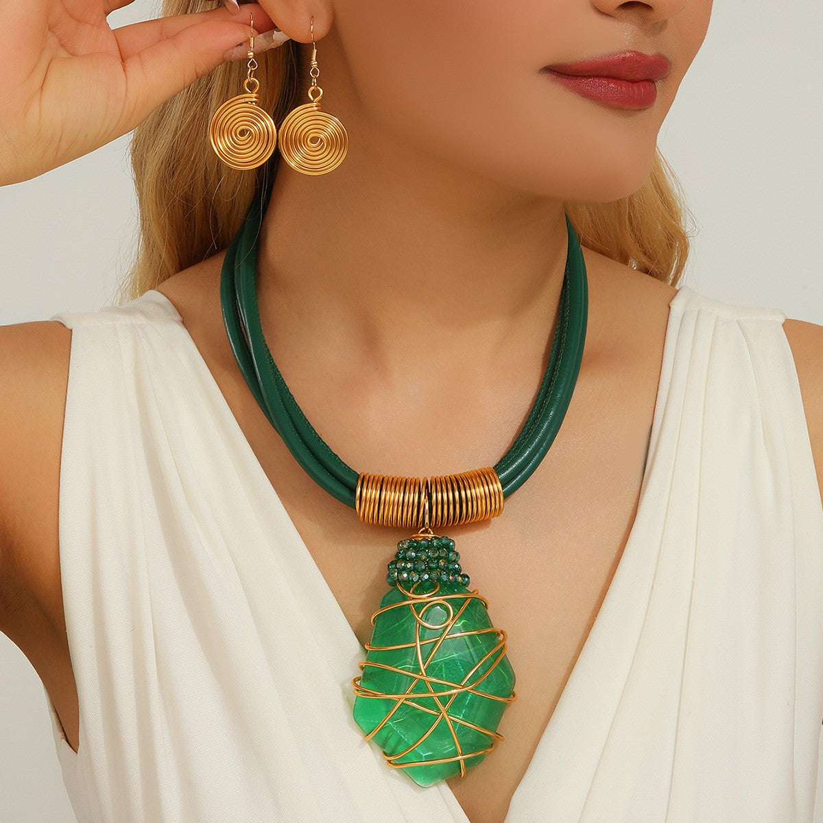 Orange Wire-Wrapped Pendant Necklace Set