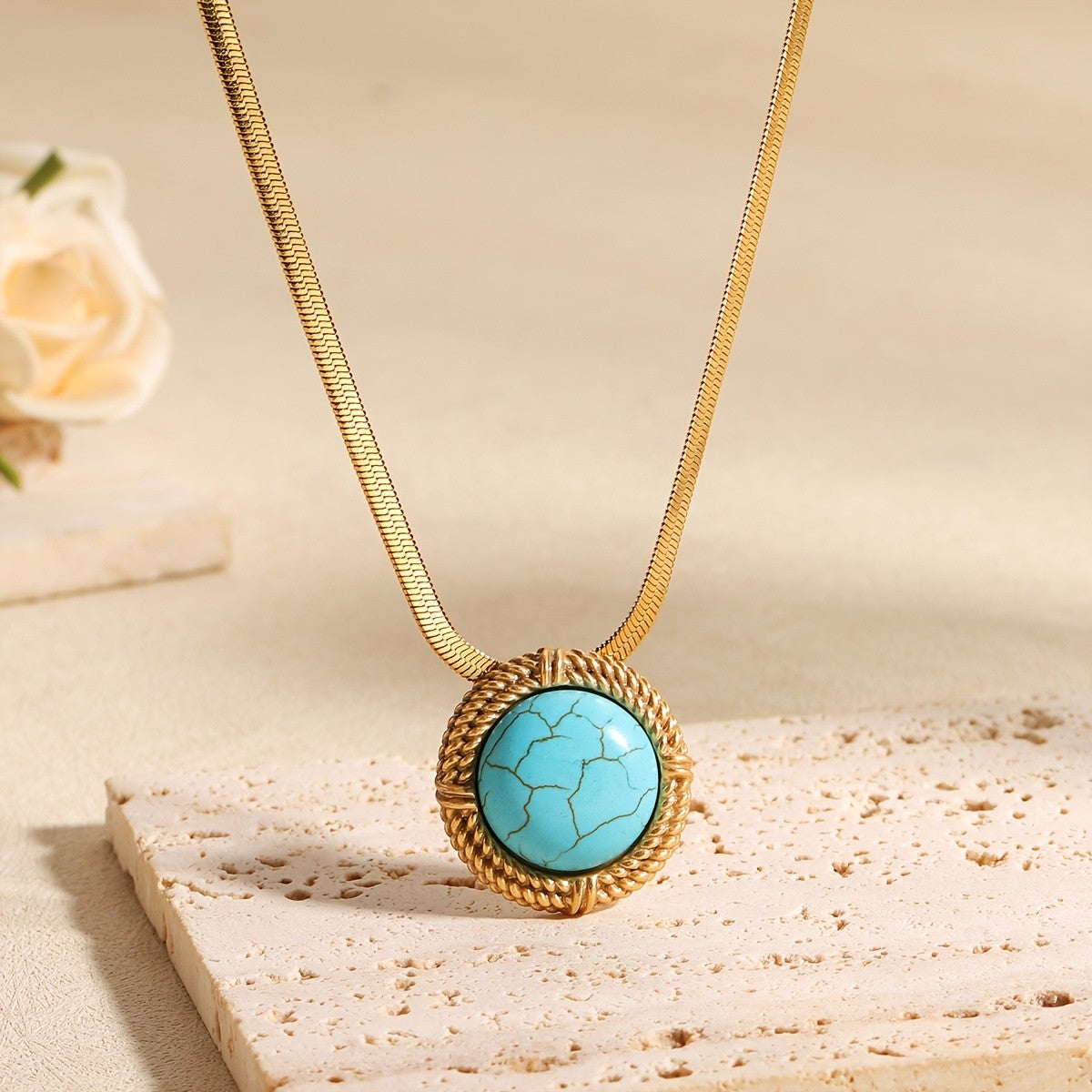 Turquoise Rope Circle Necklace