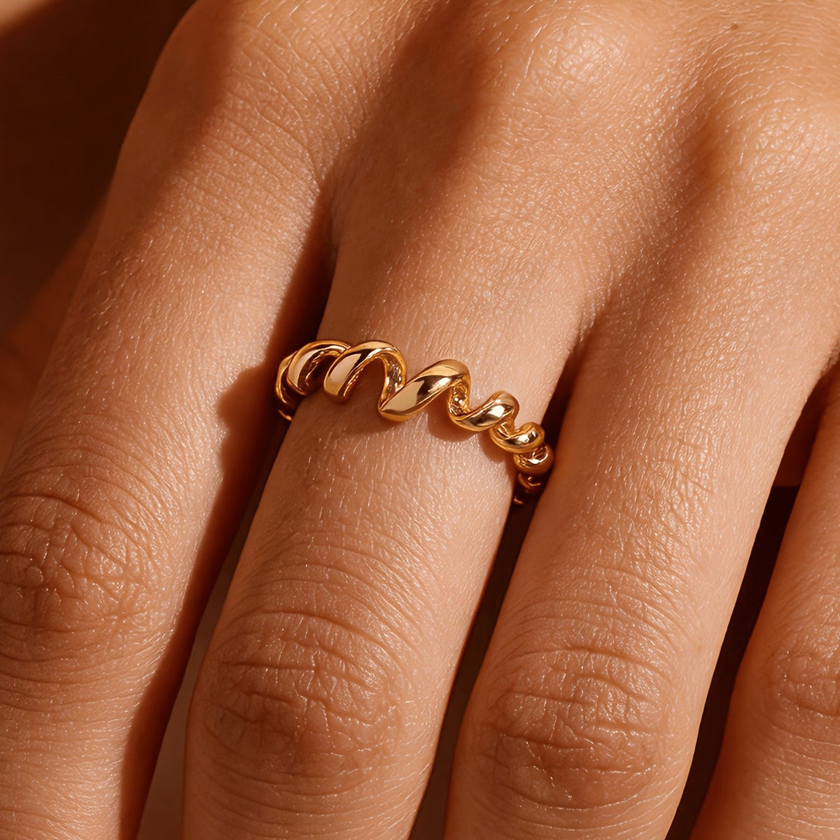 Spiral Wave Ring