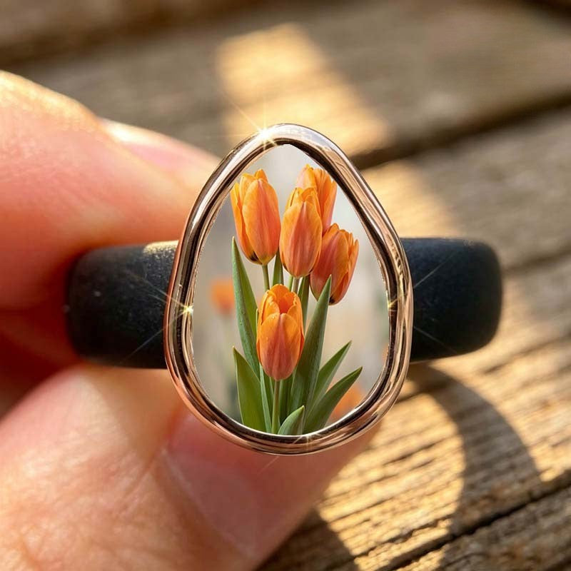 Tulip Glass Ring