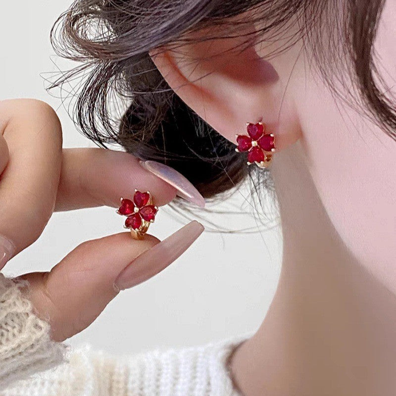 Heart Petal Flower Stud Earrings