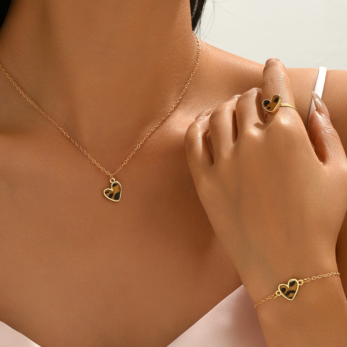 Stylish Leopard Heart Jewelry Set
