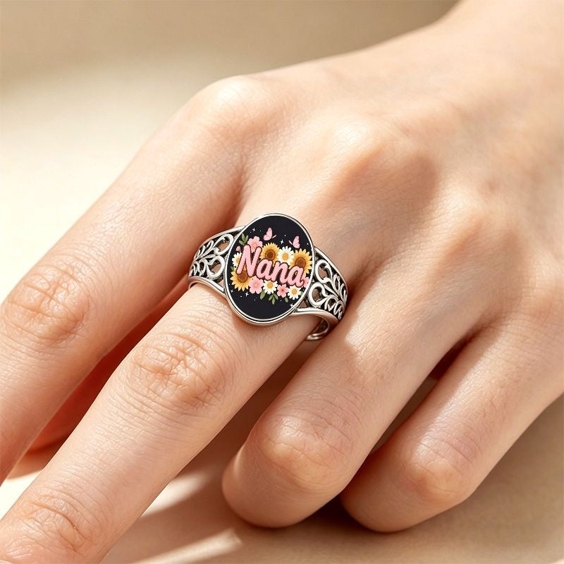 Nana Floral Oval Ring
