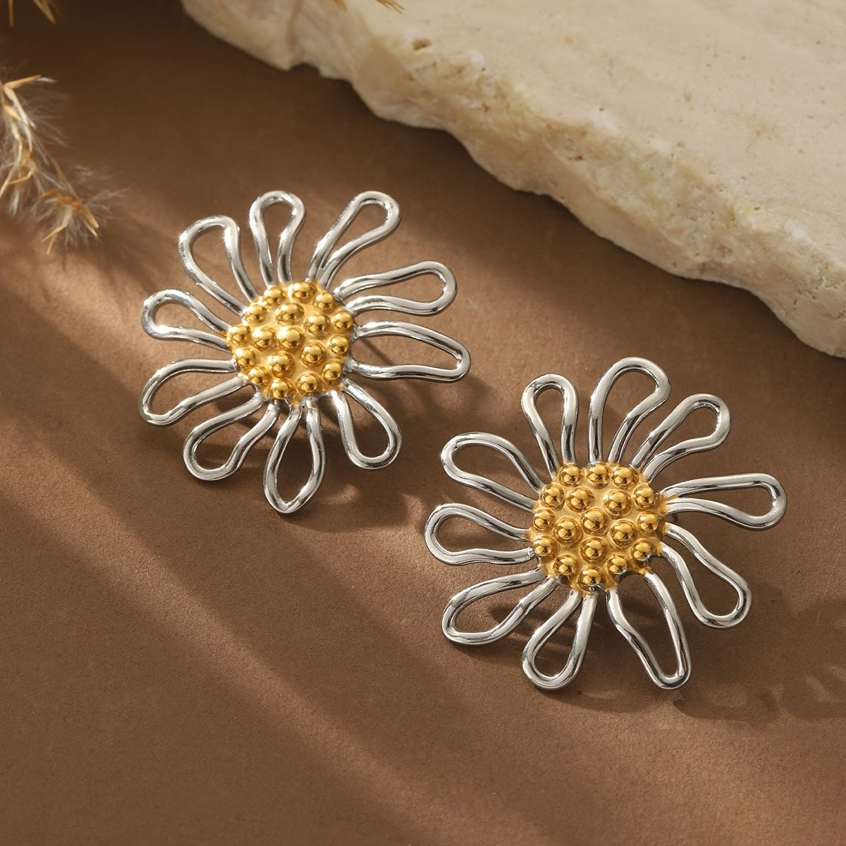 Daisy Flower Stud Earrings