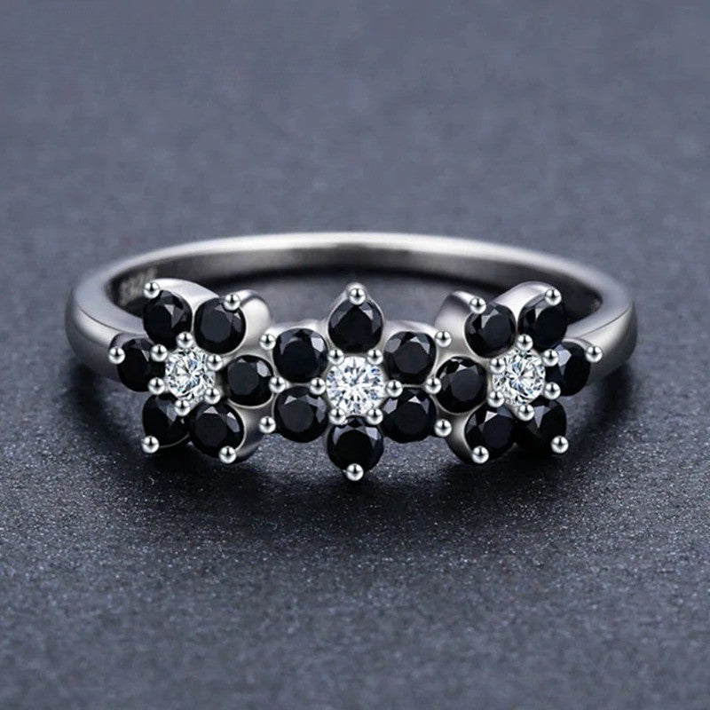 Black Flower Cluster Ring