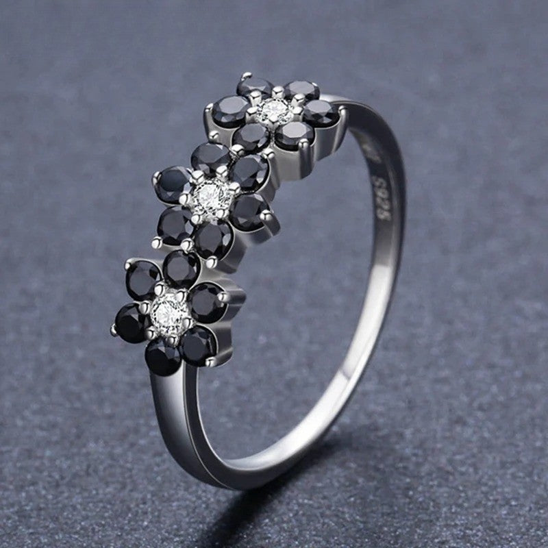 Black Flower Cluster Ring