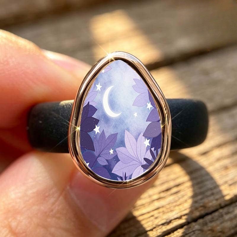 Celestial Leaves Teardrop Ring