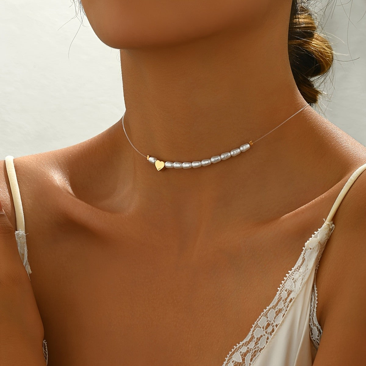 Pearl & Heart Thread Necklace
