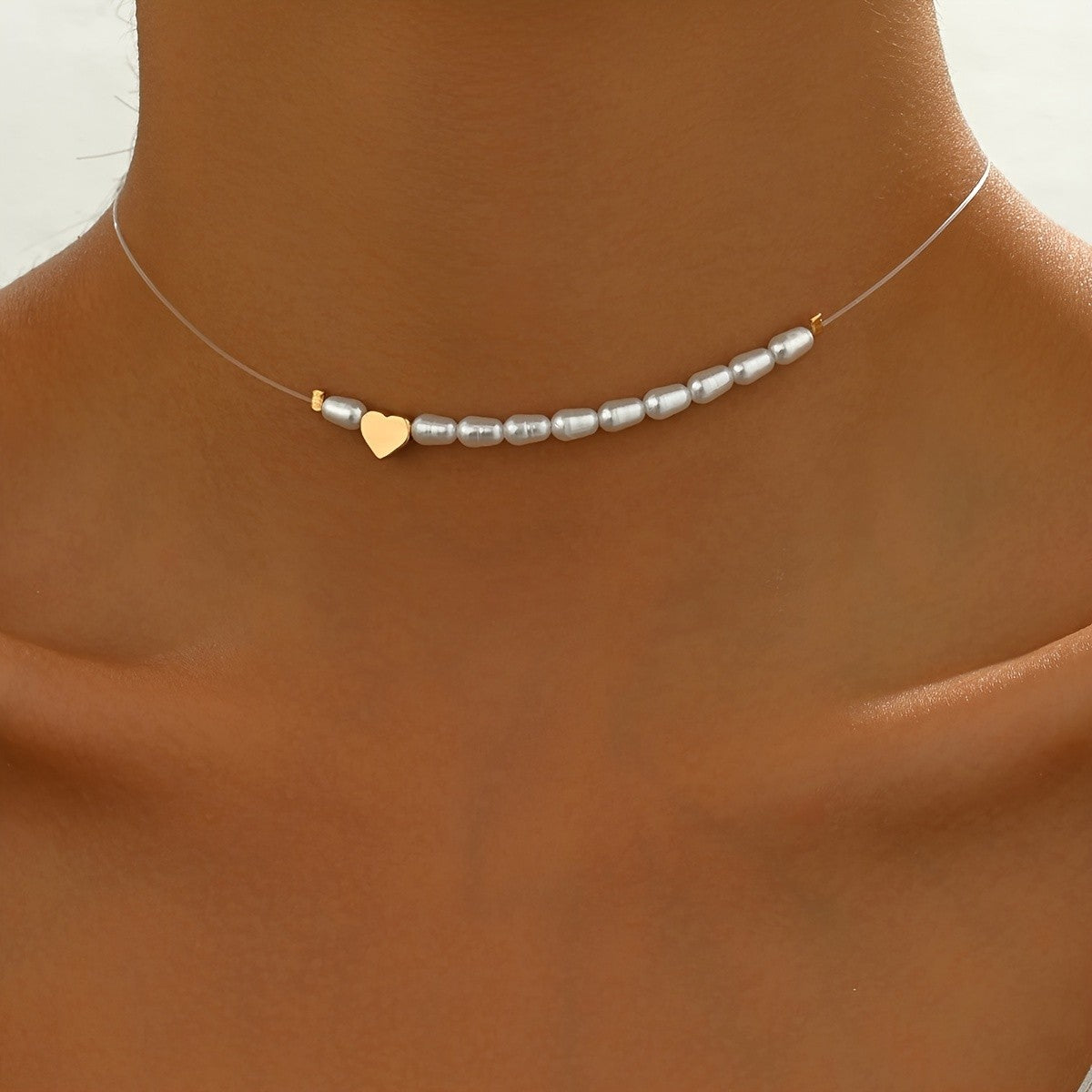 Pearl & Heart Thread Necklace