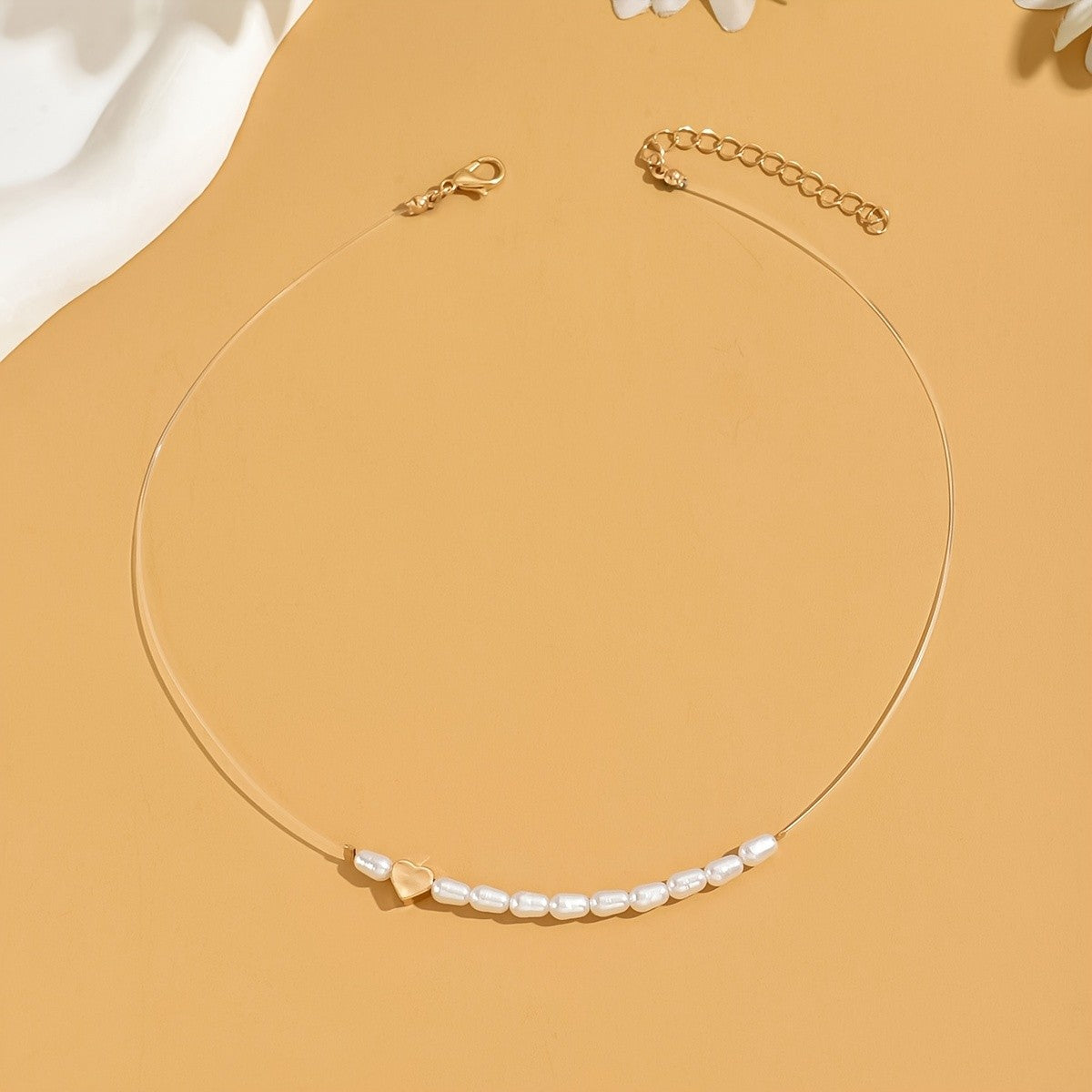 Pearl & Heart Thread Necklace