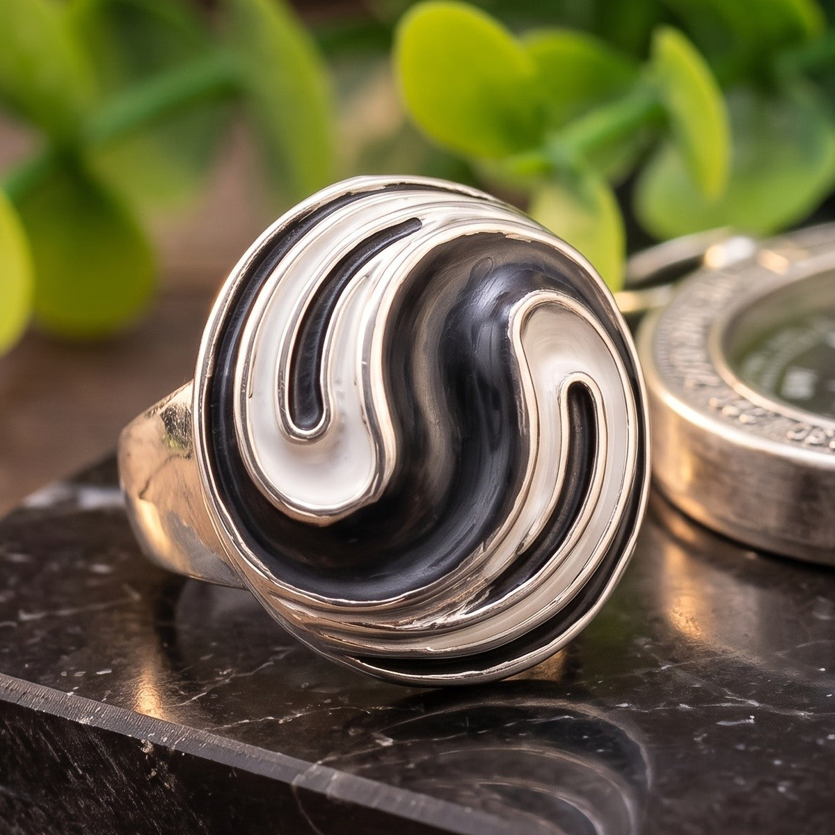 Fluid Wave Dome Ring