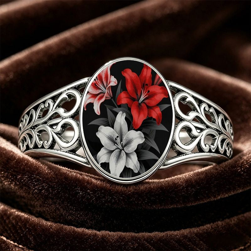 Lily Floral Oval Ring