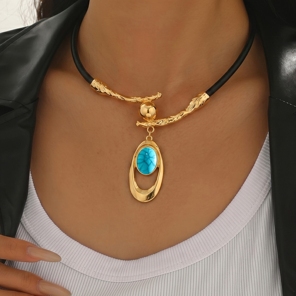 Black Oval Geometric Toggle Choker