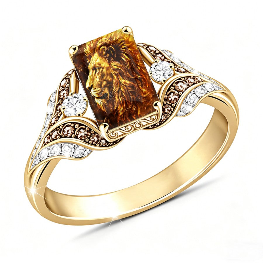 Lion Portrait Split Shank Ring