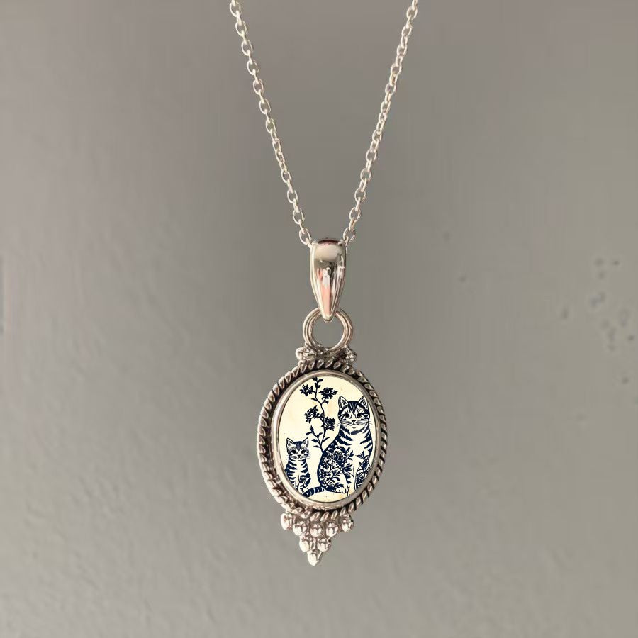 Striped Cat Floral Oval Necklace
