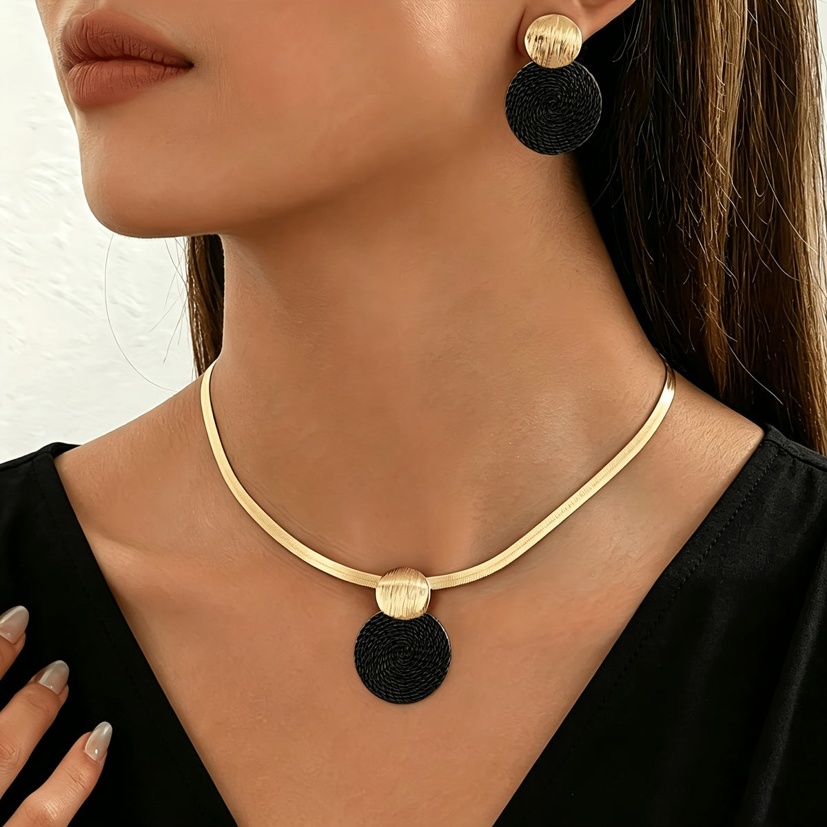 Brushed Circle Necklace & Earring Set