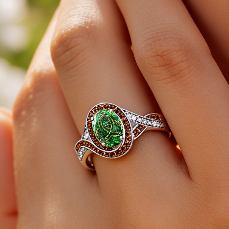 Green Celtic Knot Oval Ring