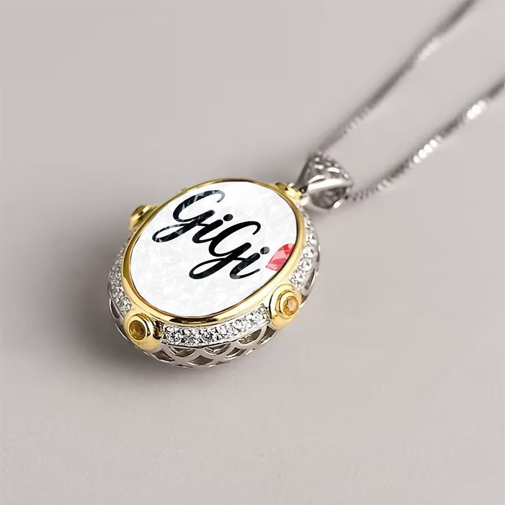 GiGi Oval Pendant Necklace