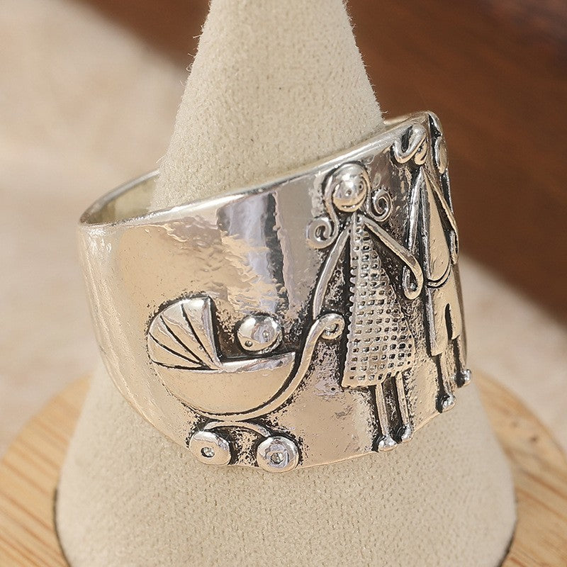 Happy Family Statement Ring