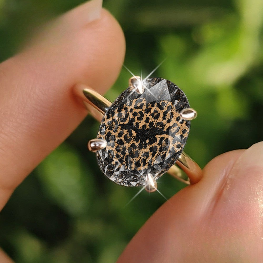 Minimalist Leopard Print Oval Ring
