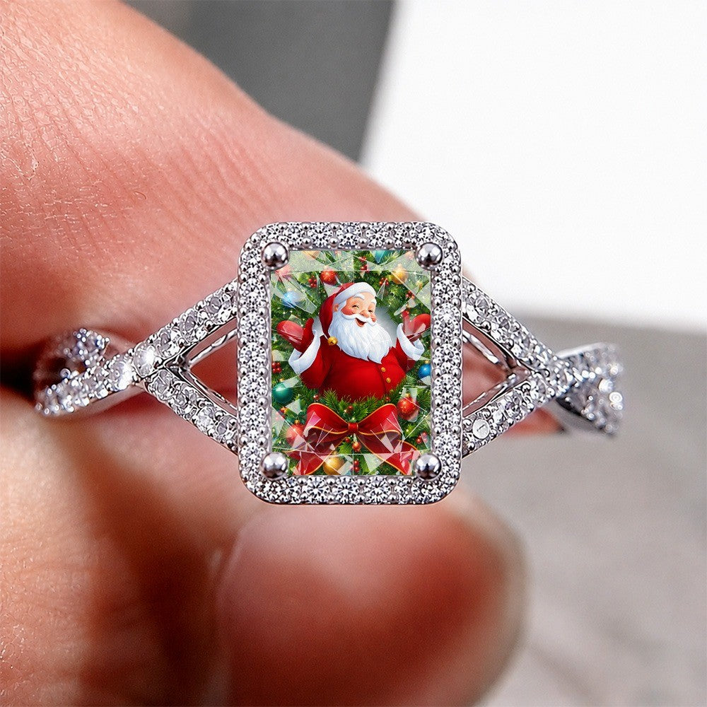 Santa Claus Wreath Glass Ring