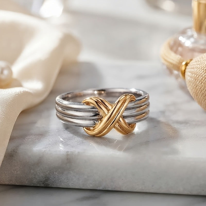 Two-Tone Intertwined Knot Ring