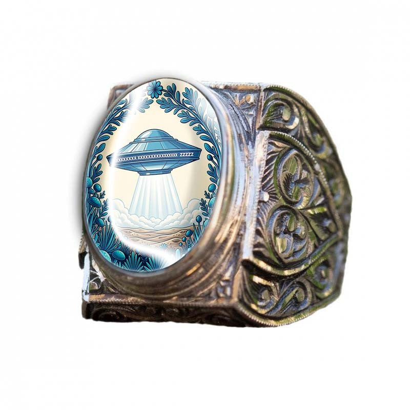 Vintage UFO Cameo Ring