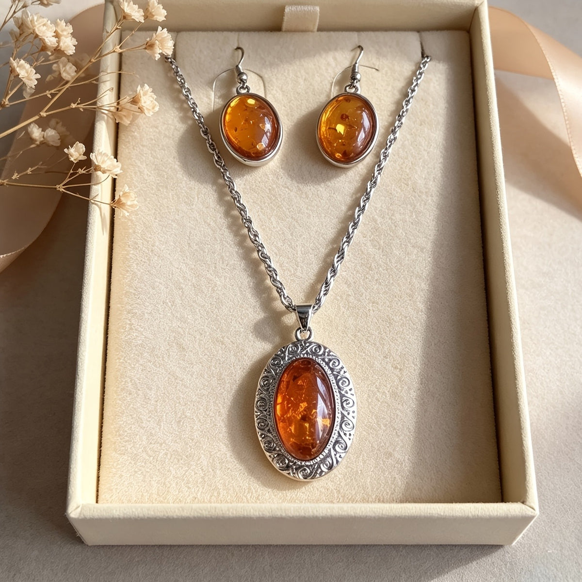 Ornate Amber Oval Necklace & Earring Set