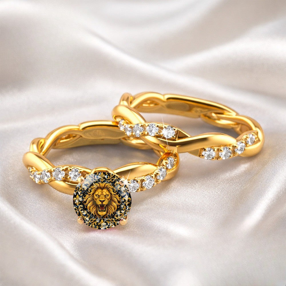 Lion Crest Twisted Ring