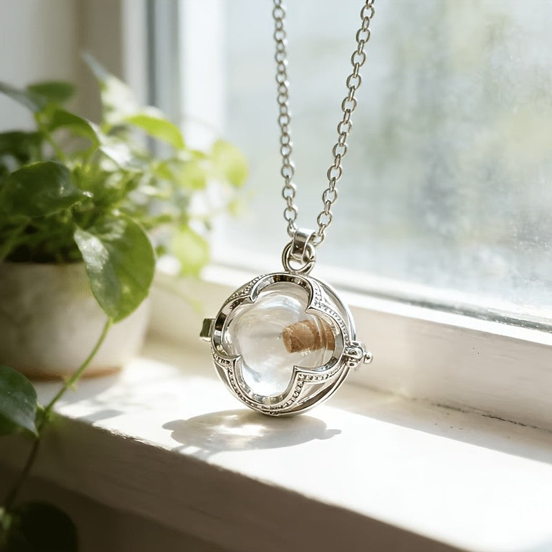 Clover Photo Locket Necklace