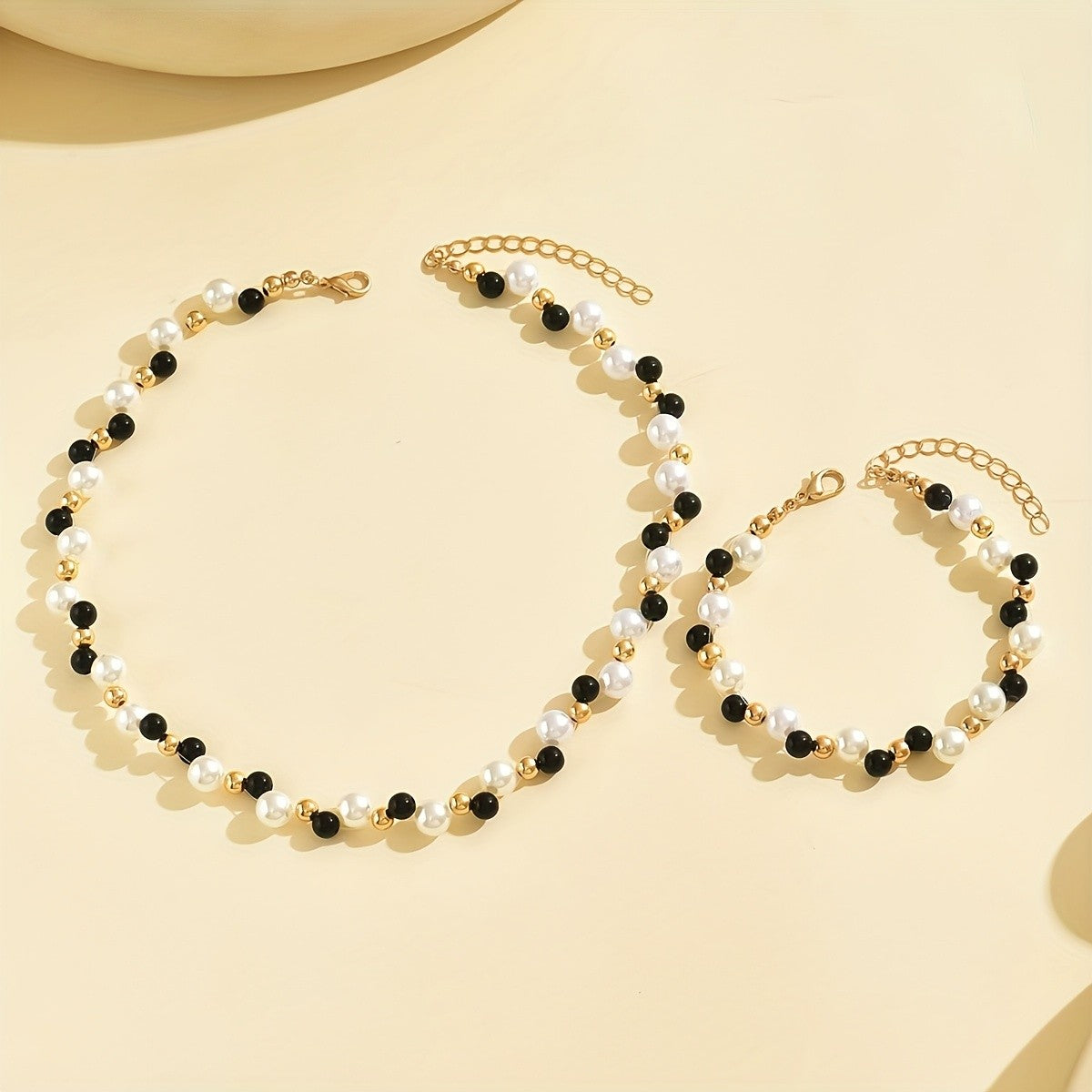 Black & White Bead Necklace & Bracelet Set
