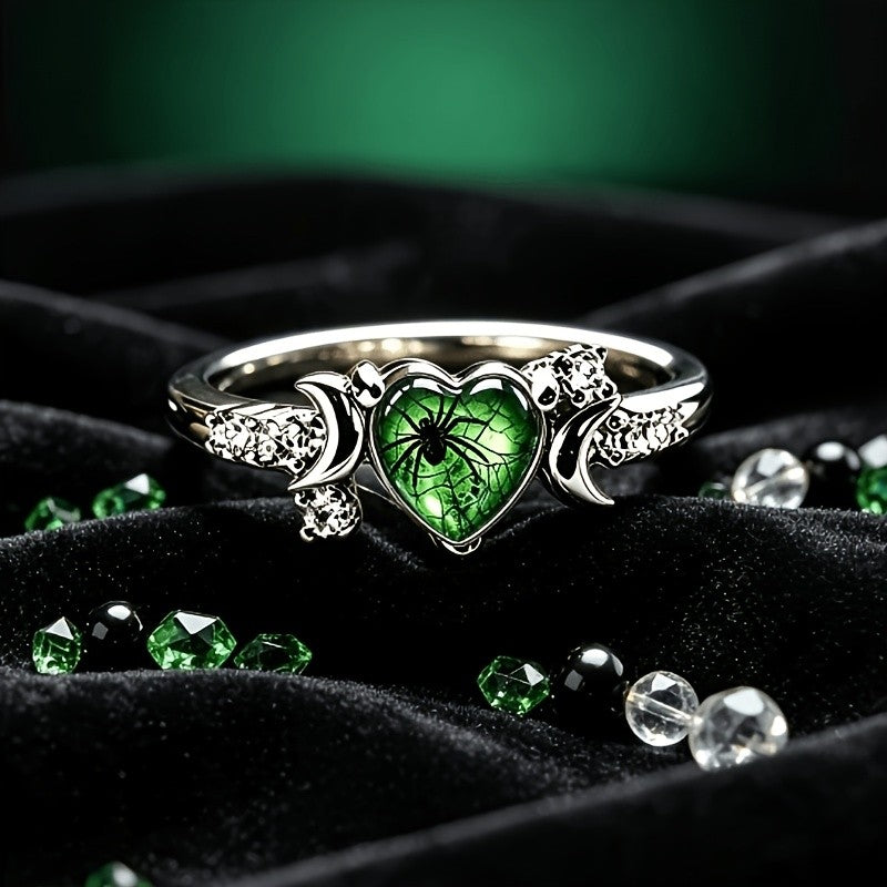 Green Heart Spider Ring