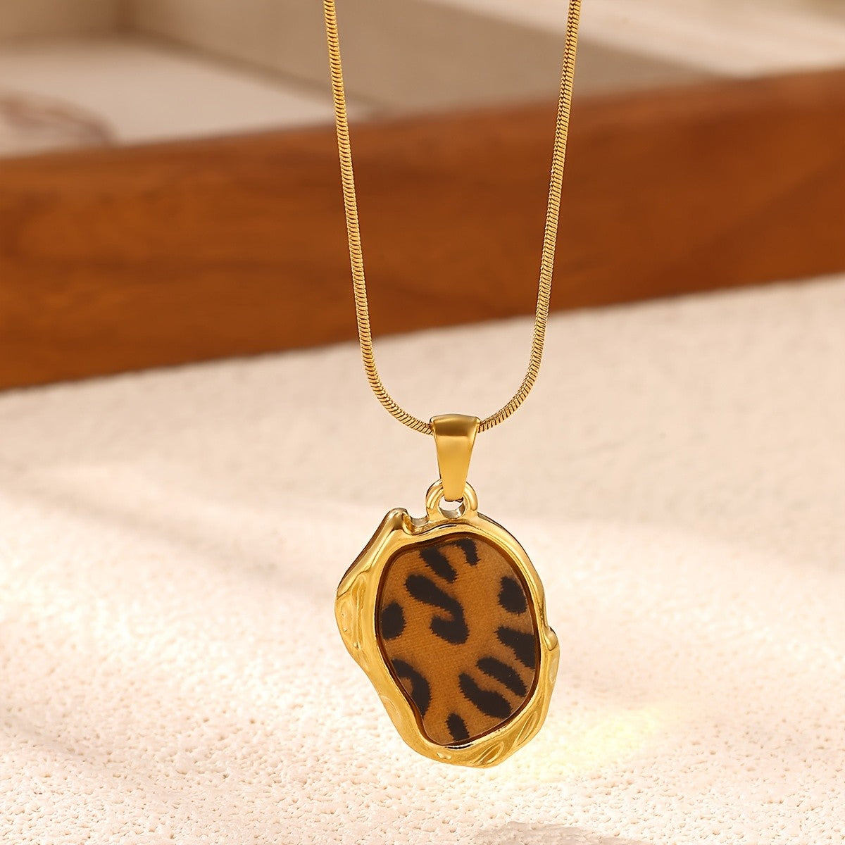 Leopard Print Irregular Pendant Necklace
