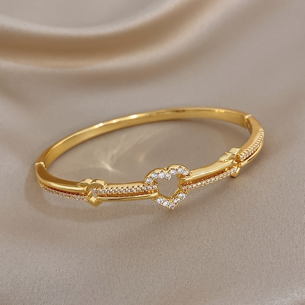 Crystal Heart Link Bracelet