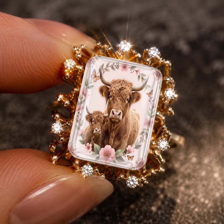 Highland Cow Crystal Halo Ring