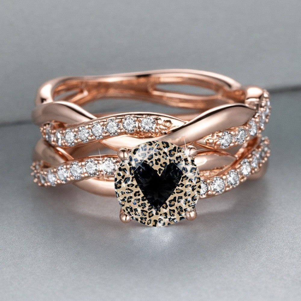 Leopard Heart Twisted Band Ring