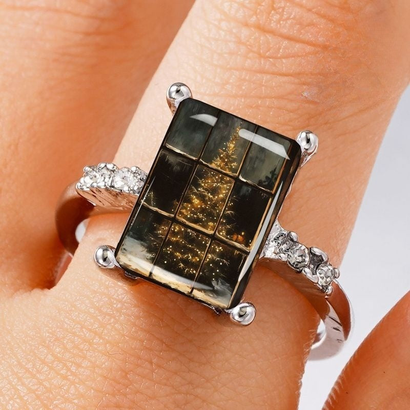 Christmas Tree Window Ring