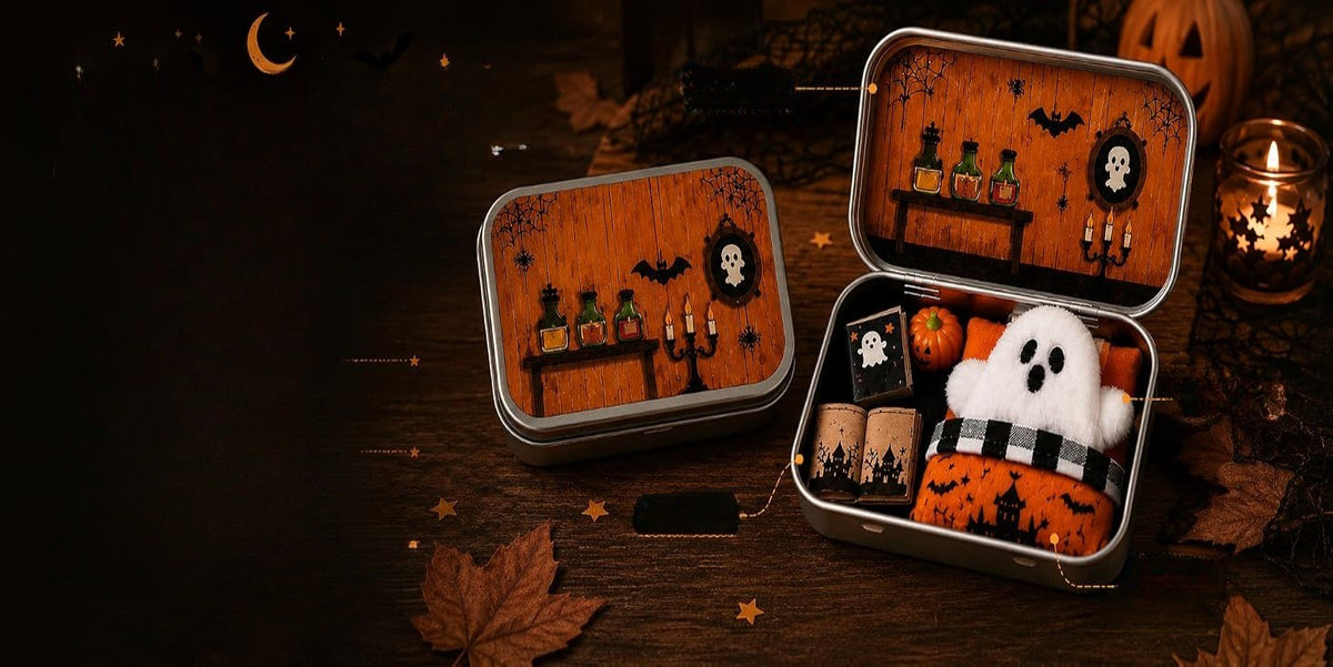 Spooky Ghost Tin Box Set