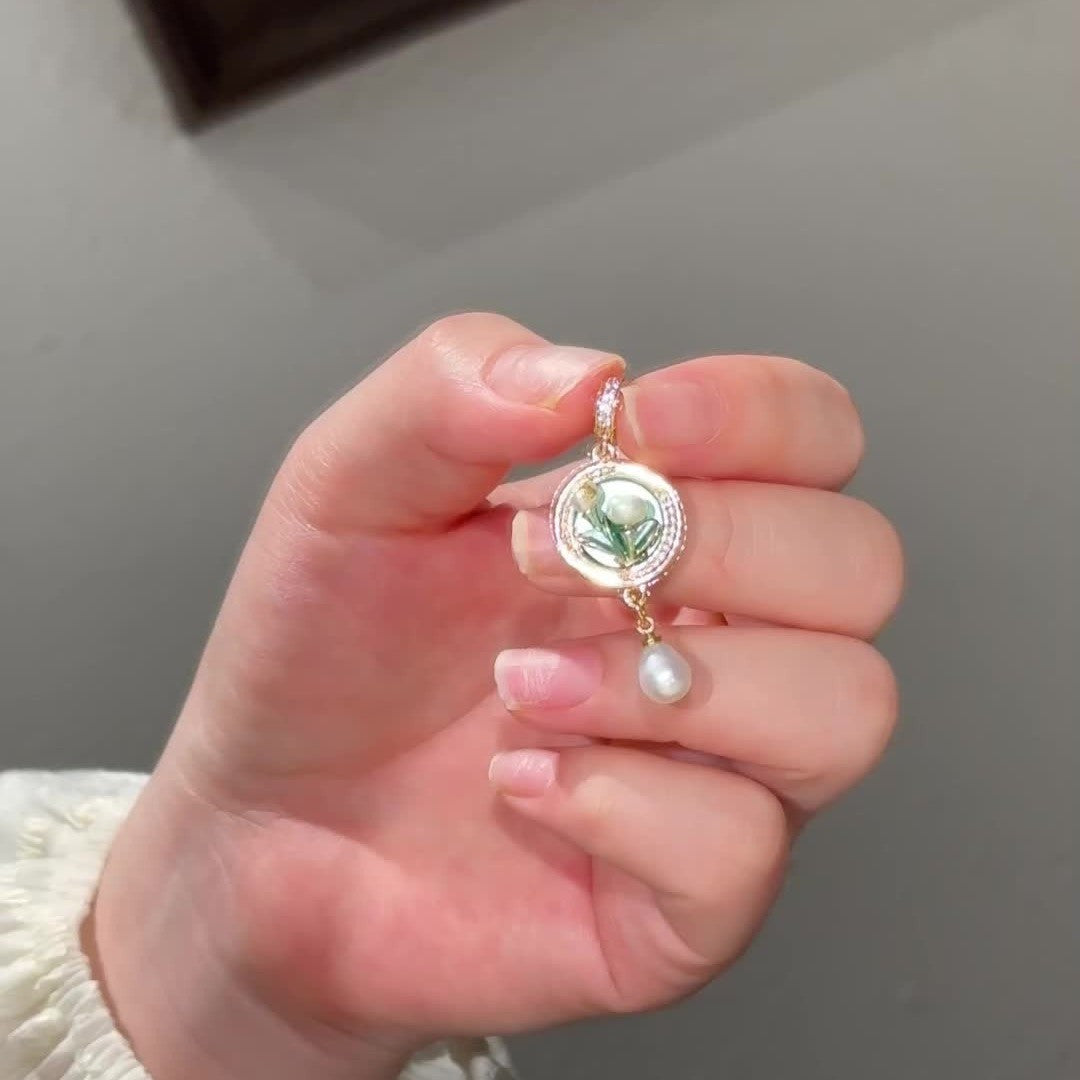 Lily of the Valley Pearl Pendant