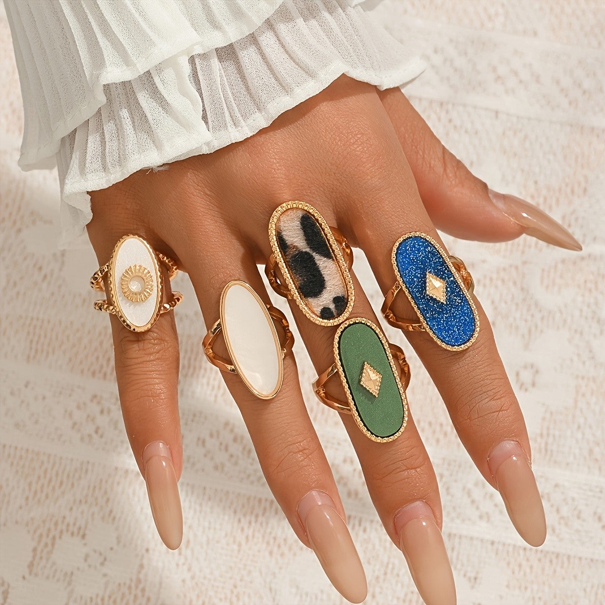 Mixed Pattern Oval Ring Set