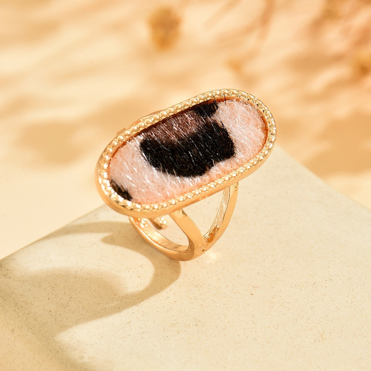 Mixed Pattern Oval Ring Set