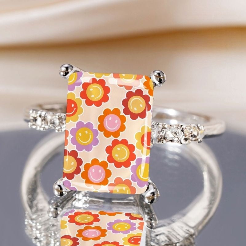 Smiling Flower Square Ring