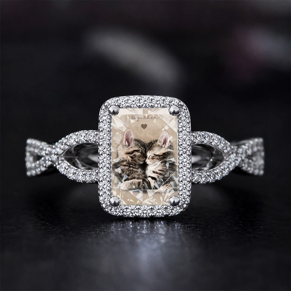 Snuggling Kittens Square Ring