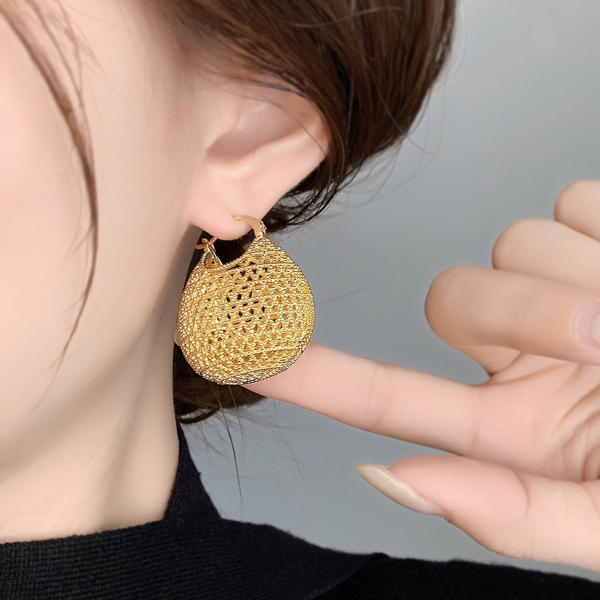 Textured Money Bag Hoop Earrings