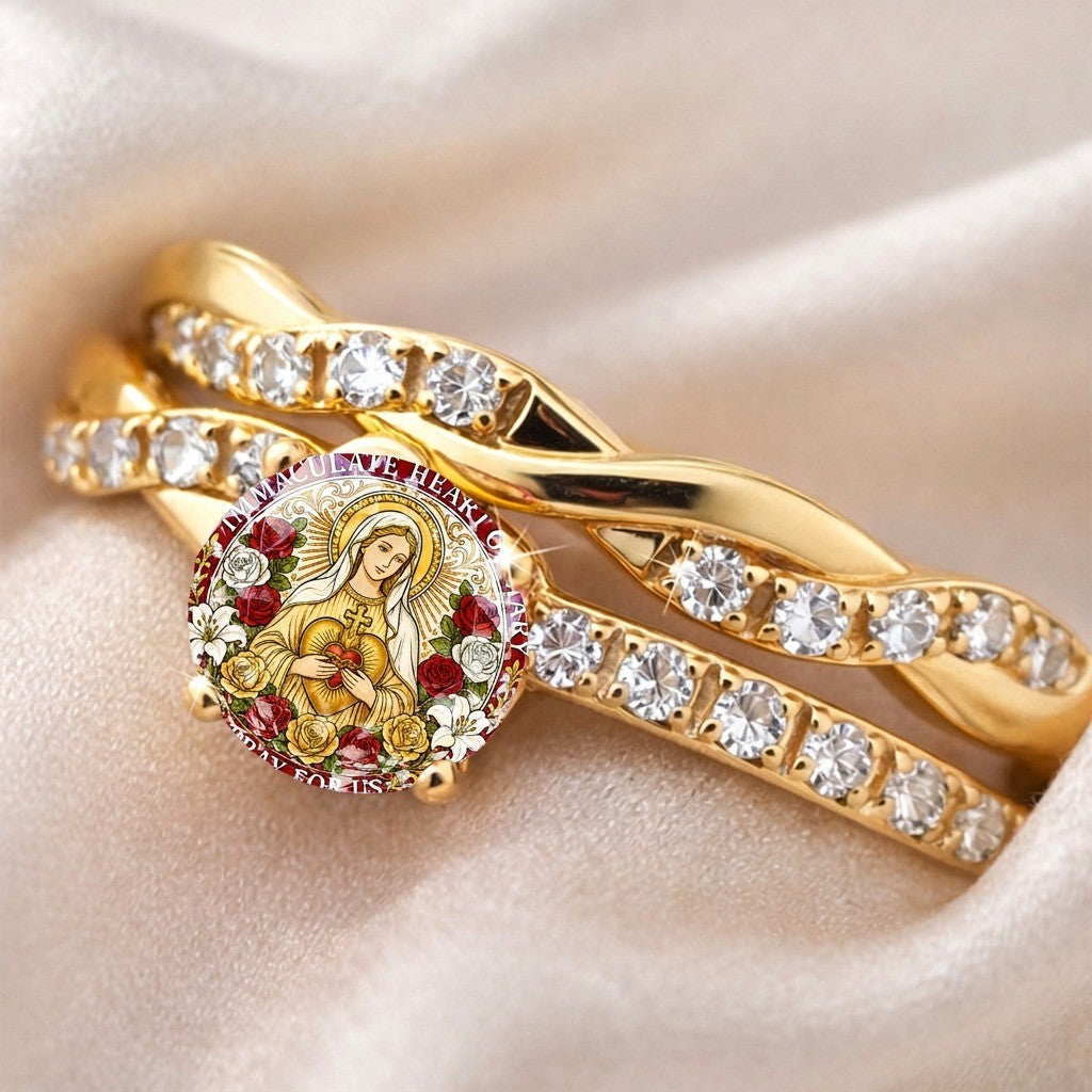 Twisted Band Madonna Heart Ring