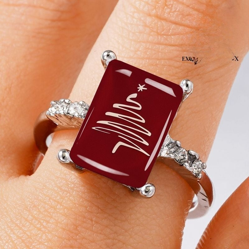 Red Christmas Tree Ring