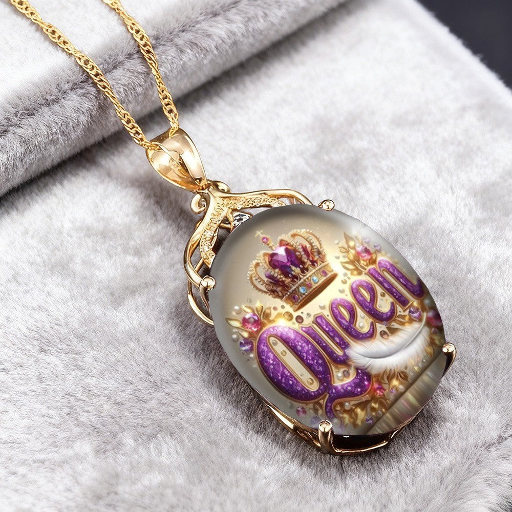 Crown Queen Pendant Necklace