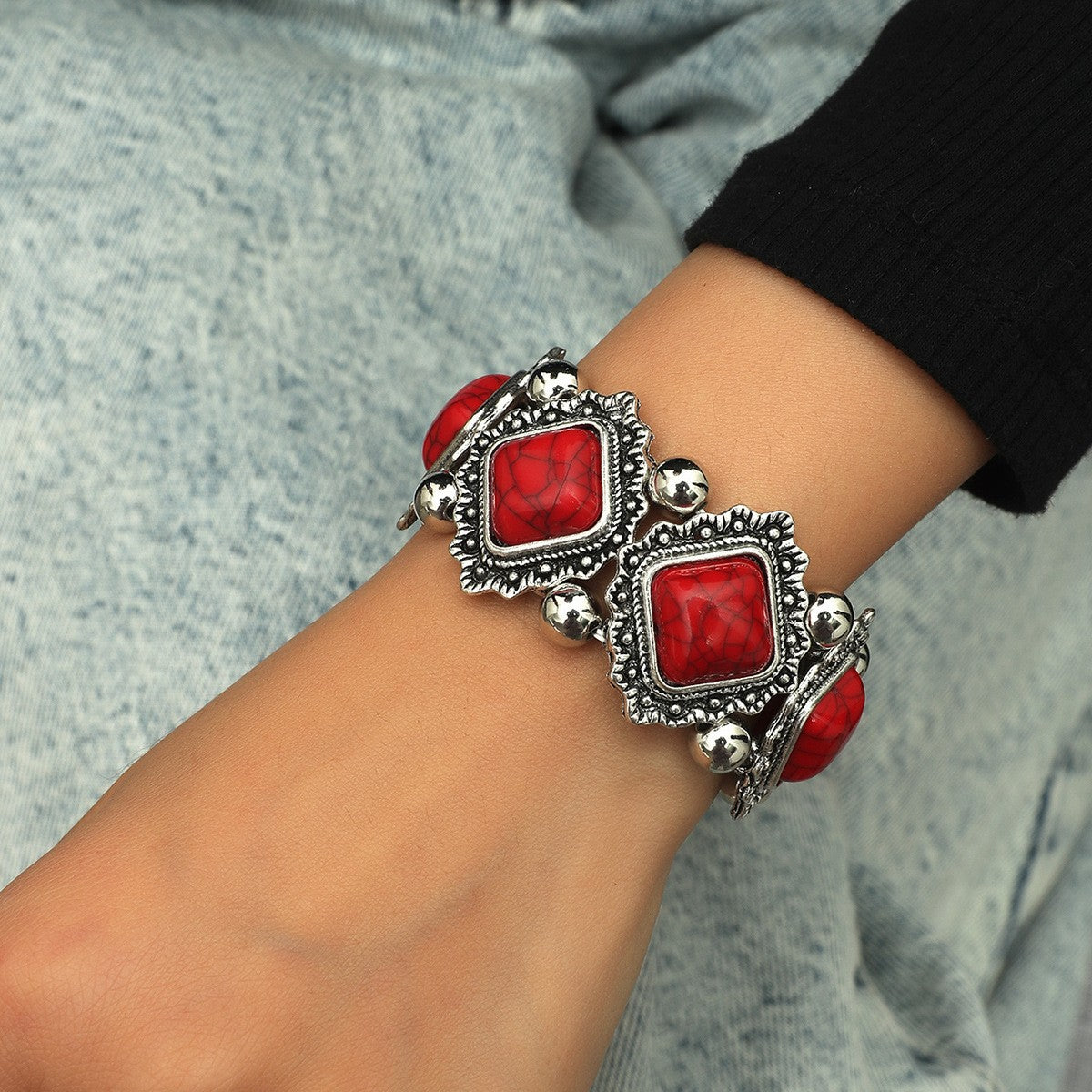 Ornate Square Stone Link Bracelet