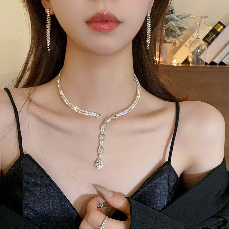 Crystal Teardrop Lariat Choker